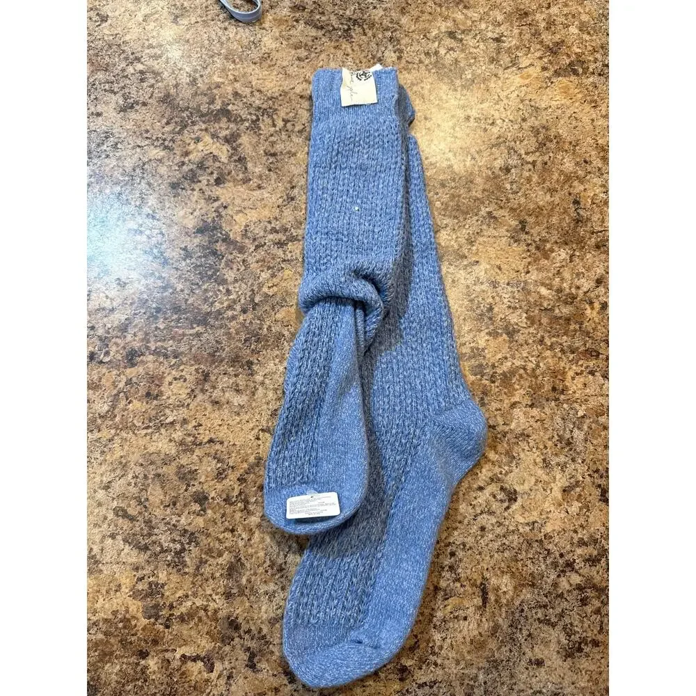 NEW Women O/S Free People Periwinkle/Lavender Knit Cozy Casual Relaxation Socks
